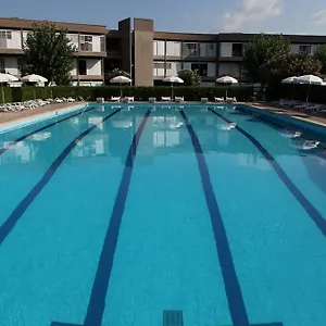 *** Aparthotel Habitat Italia